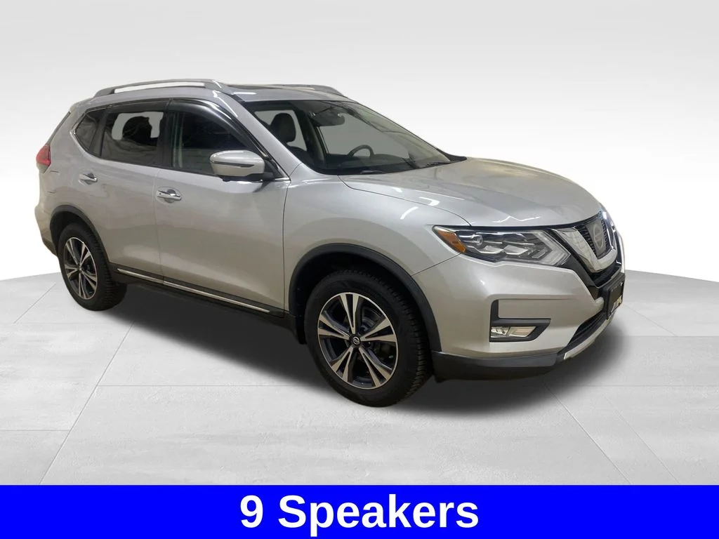 Used 2017 Silver Nissan SL image 5