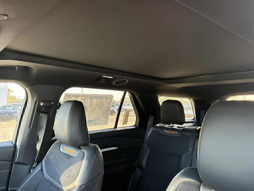 New 2026 Agate Black Metallic Ford Tremor® image 18