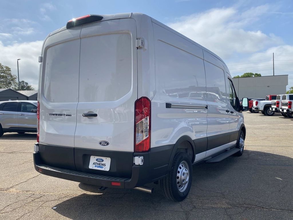 New 2026 White Ford Base image 3