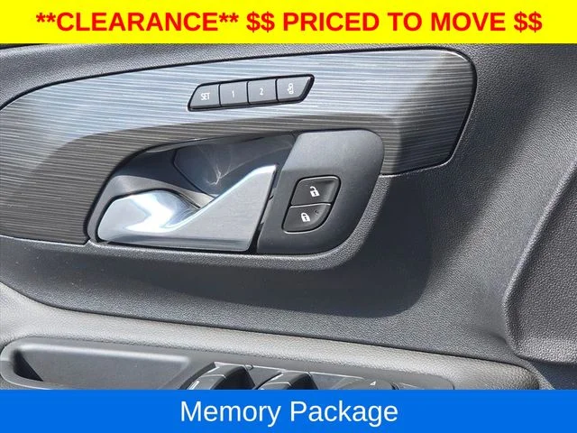Used 2020 White GMC SLT image 20