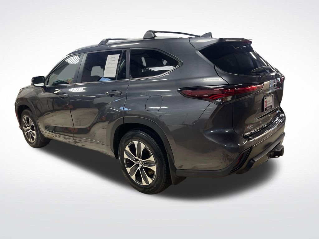 Used 2024 Gray Toyota XLE image 4