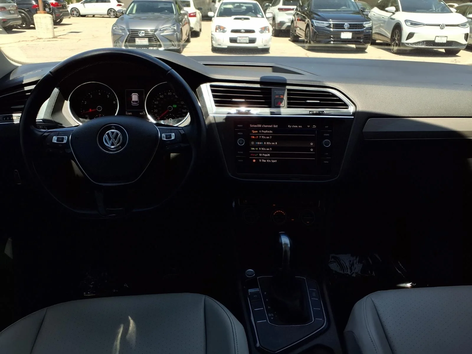 Used 2019 Black Volkswagen 2.0T SE image 19