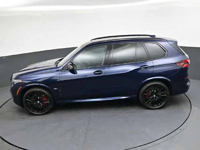 Certified Used 2026 Blue BMW M60i image 26