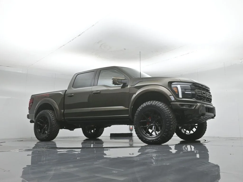 New 2026 Shelter Green Ford Raptor image 52