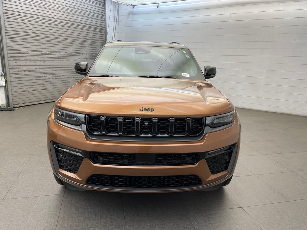 New 2026 Copper Shino Metallic Clear-Coat Exterior Paint Jeep Limited Reserve image 5