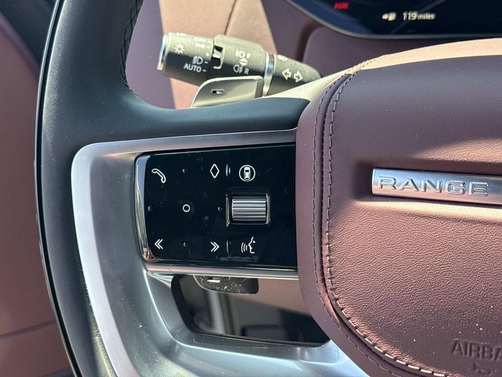 New 2026 Ethereal Frost Satin Land Rover SE image 7