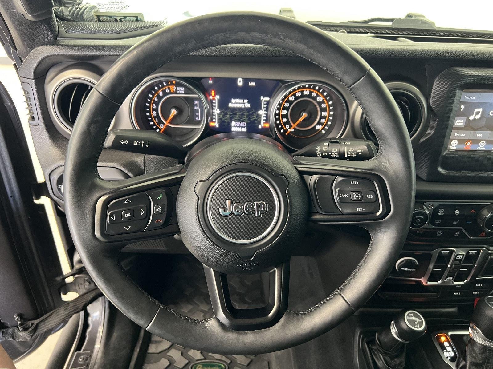 Used 2019 Granite Crystal Metallic Clearcoat Jeep Sport S image 15