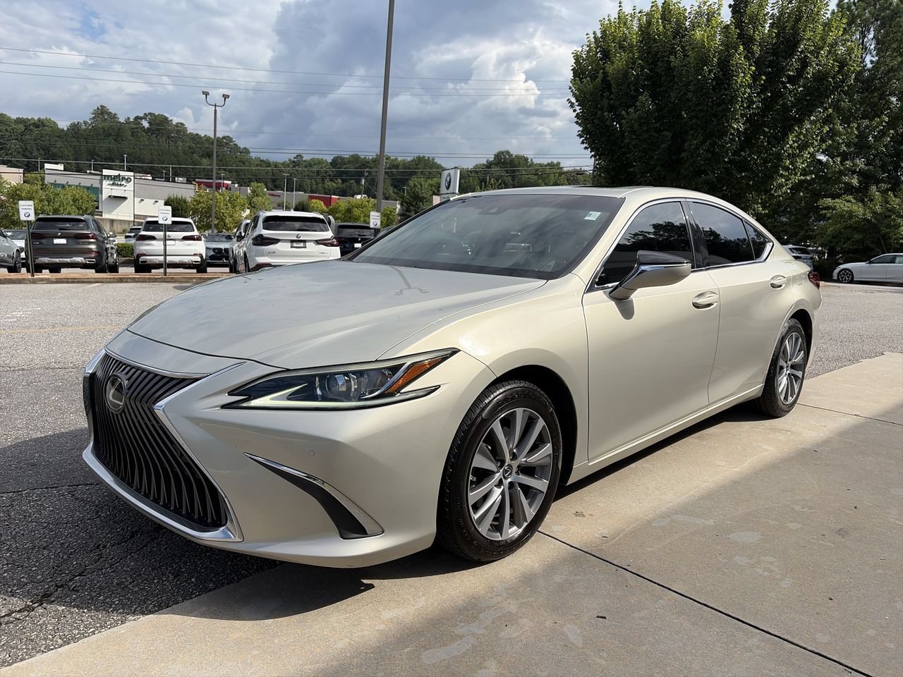 Used 2019 Moonbeam Beige Met Lexus ES 350 image 4