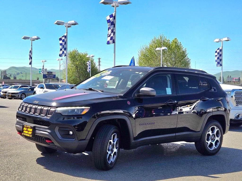Used 2022 Black Jeep Trailhawk image 8