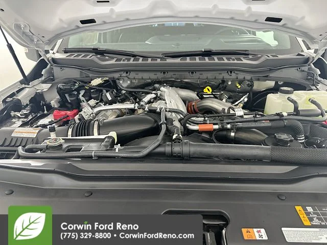 New 2026 Star White Metallic Tri-Coat Ford Lariat image 33