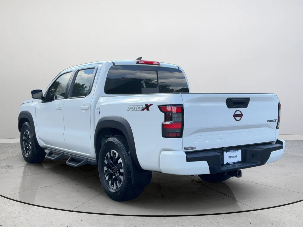 Used 2023 White Nissan PRO-X image 9