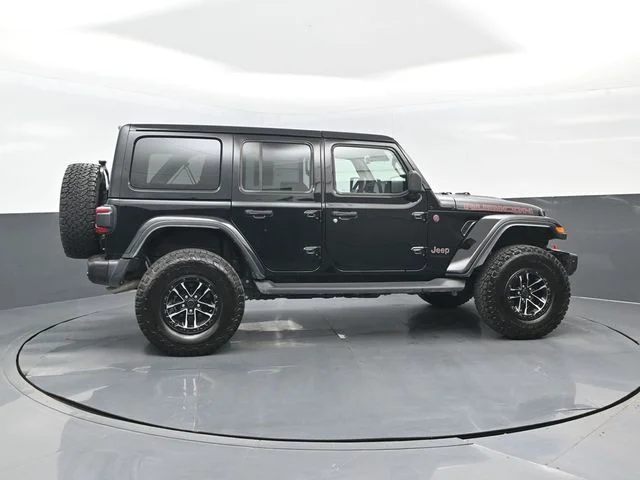 Certified Used 2025 Black Clearcoat Jeep Rubicon X image 3