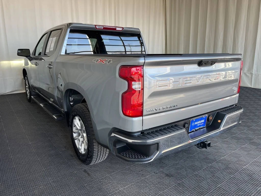 Used 2025 Gray Chevrolet LT image 24