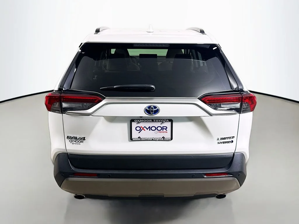 Used 2024 Wind Chill Pearl Toyota Hybrid Limited image 6