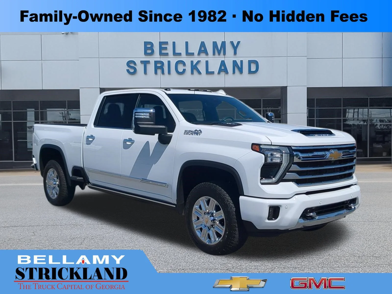 Used 2025 Summit White Chevrolet High Country image 1