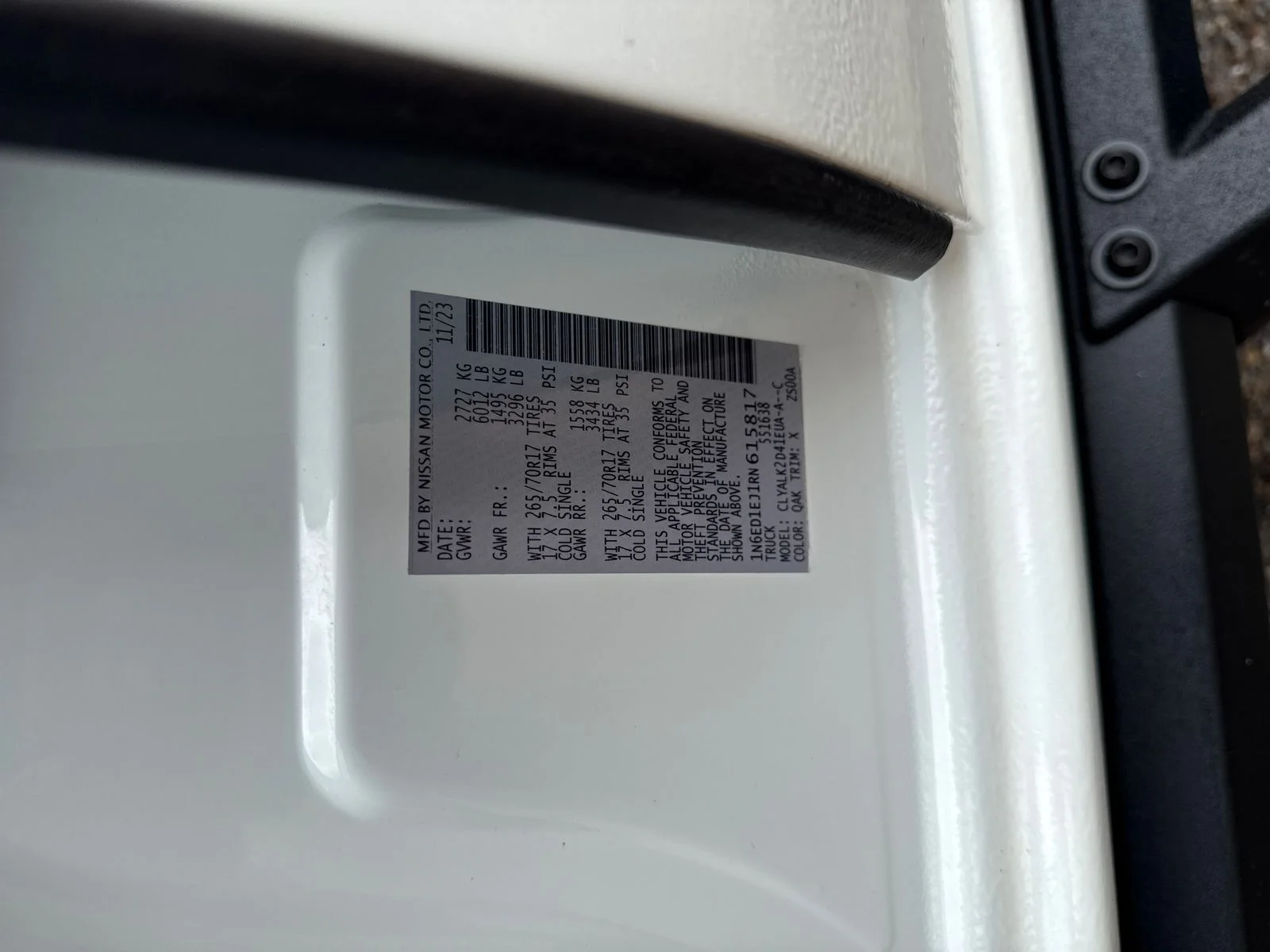 Used 2024 White Nissan PRO-X image 27