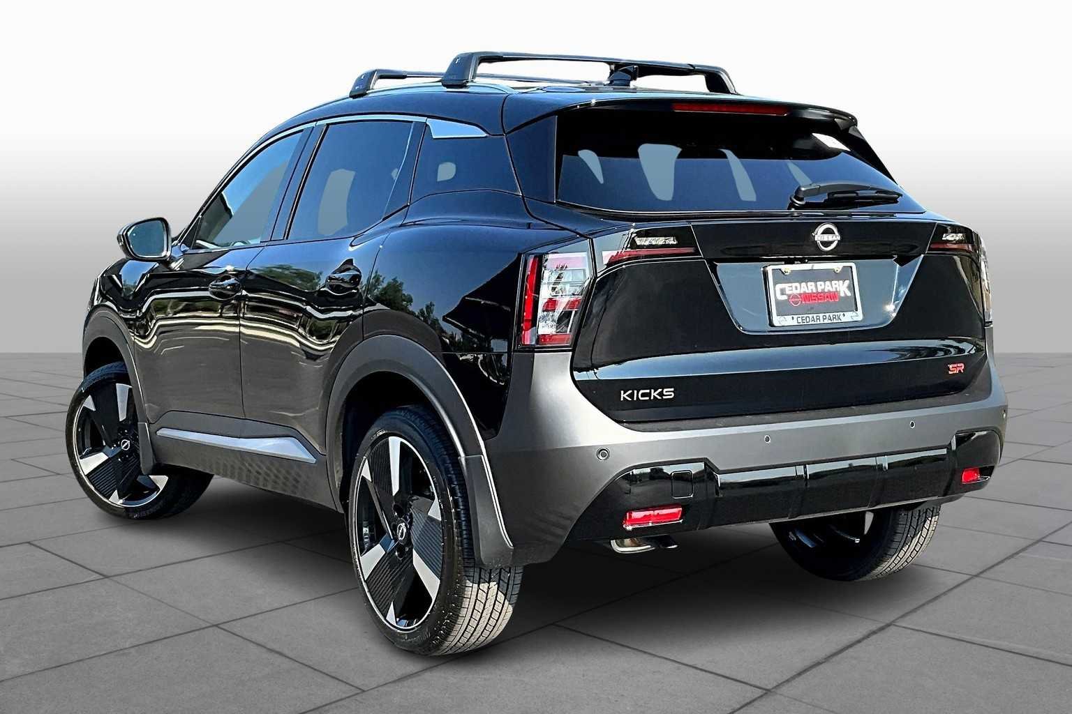 2026 Nissan KICKS SR - Photo 12