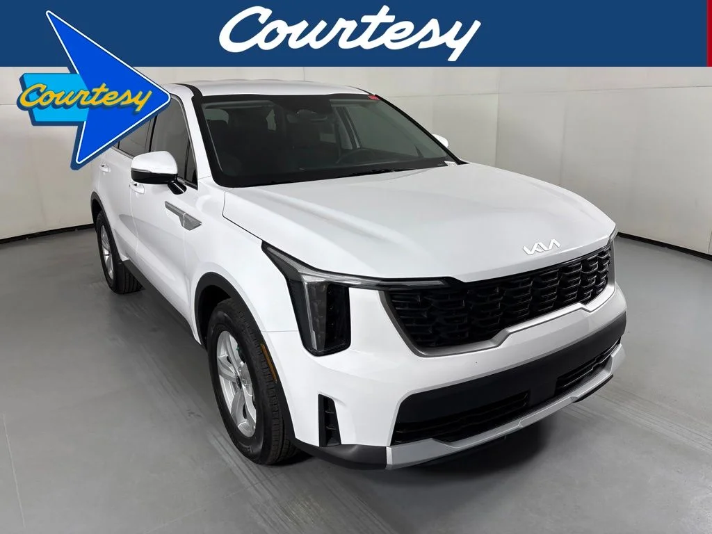 New 2026 Glacial White Pearl Kia LX image 1