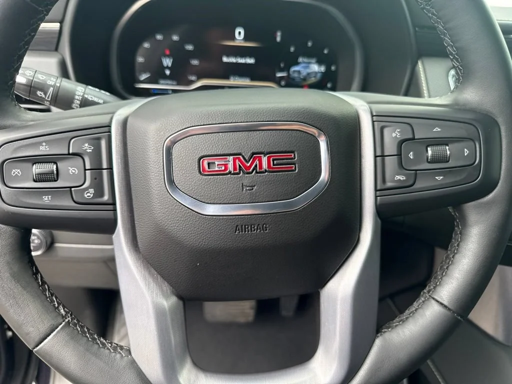 Used 2023 Midnight Blue Metallic GMC SLT image 28