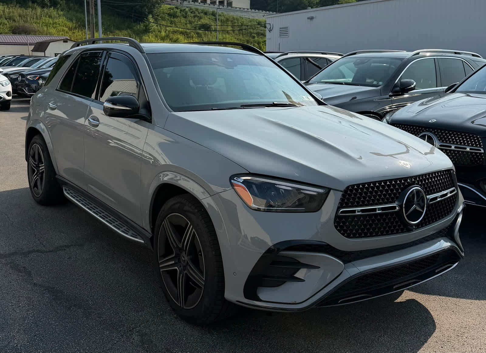 Used 2024 MANUFAKTUR Alpine Grey Mercedes-Benz GLE 450 image 3