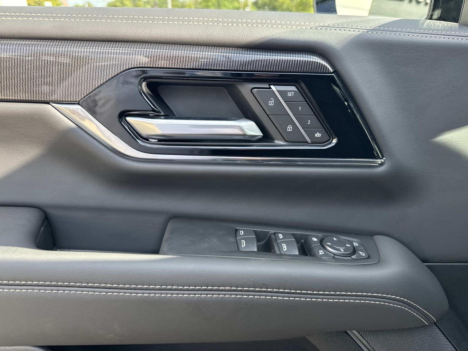2026 GMC Yukon Elevation - Photo 11