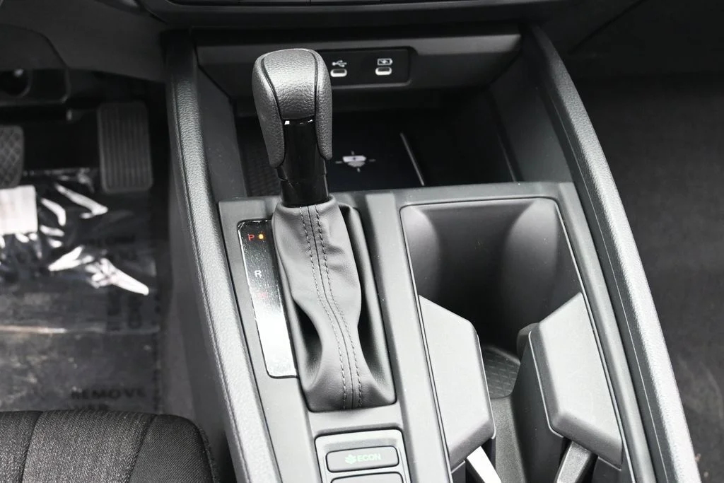 New 2026 Platinum White Pearl Honda LX image 21