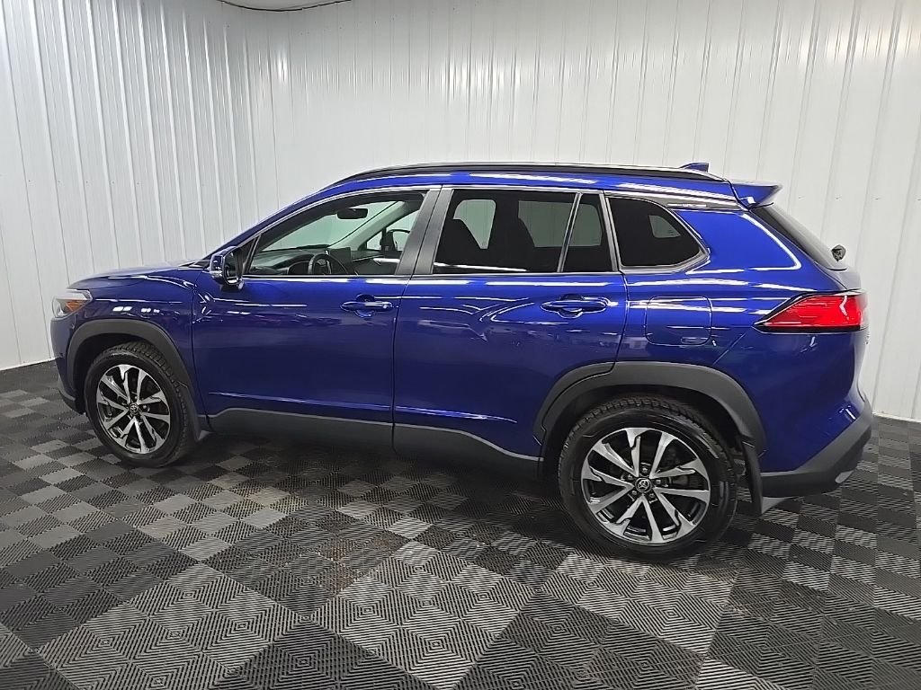 Used 2023 Blue Toyota XLE image 4