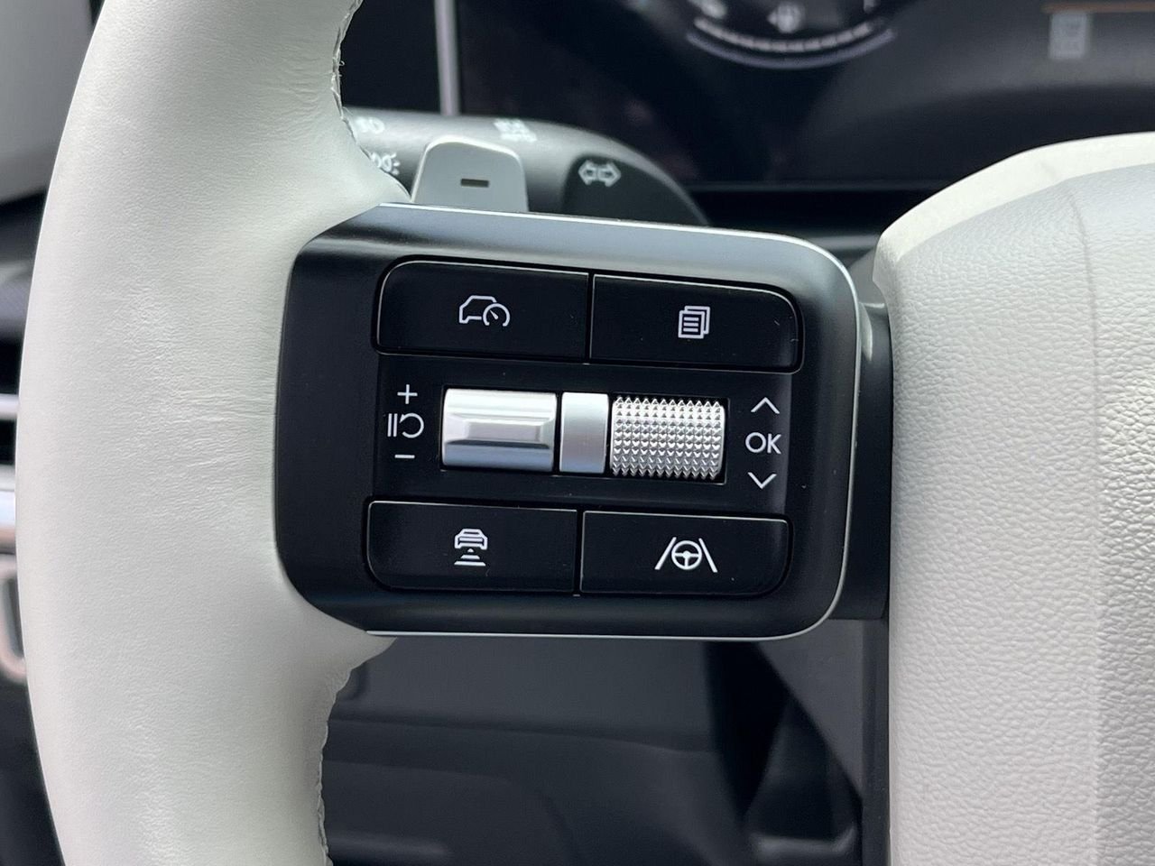 New 2026 Hampton Gray Hyundai SE AWD image 33