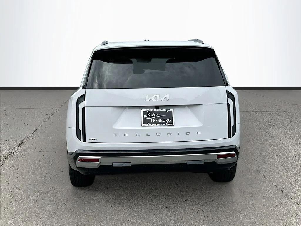 New 2027 White Kia SX image 6