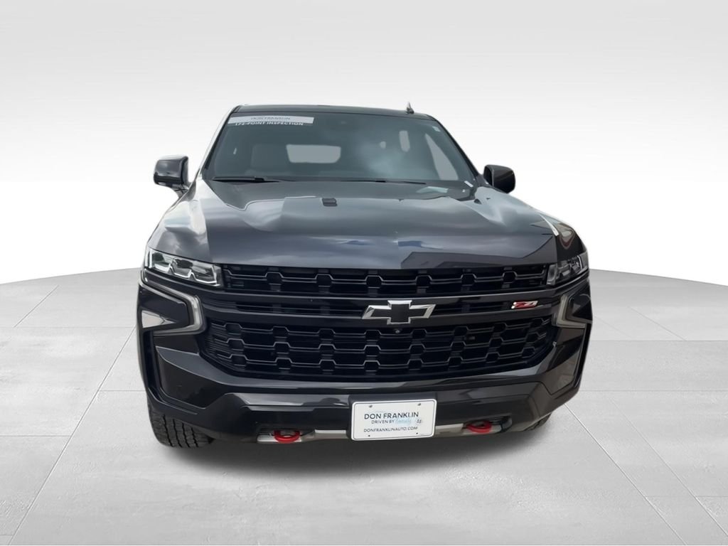 Used 2024 Gray Chevrolet Z71 image 3