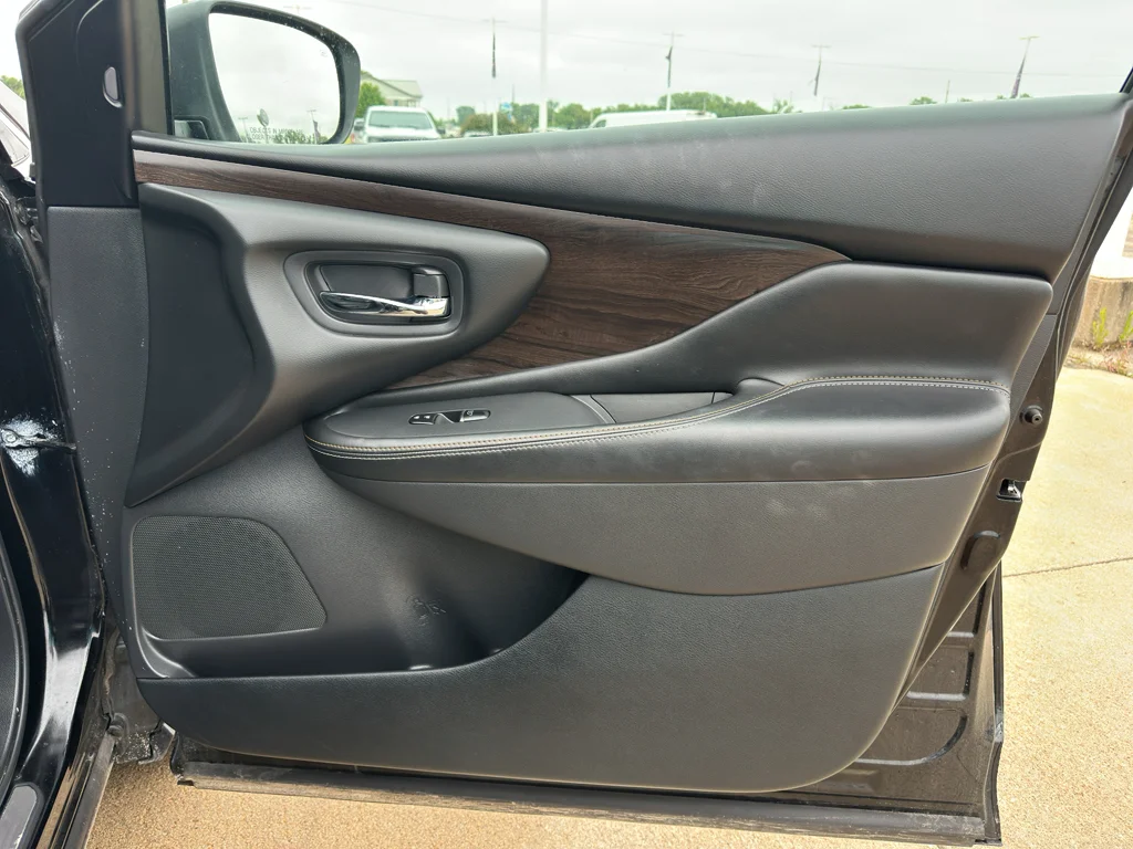 Used 2021 Magnetic Black Pearl Nissan Platinum image 29