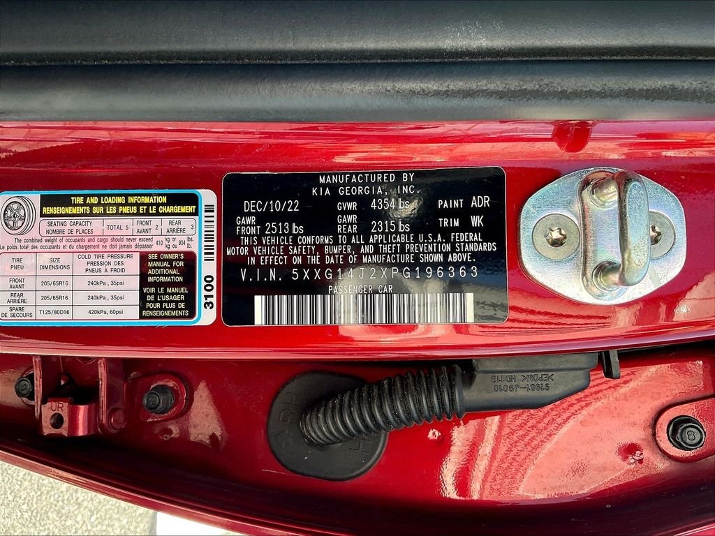 Used 2023 Red Kia LXS image 21