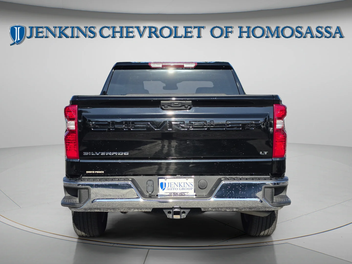 Used 2023 Black Chevrolet LT image 6