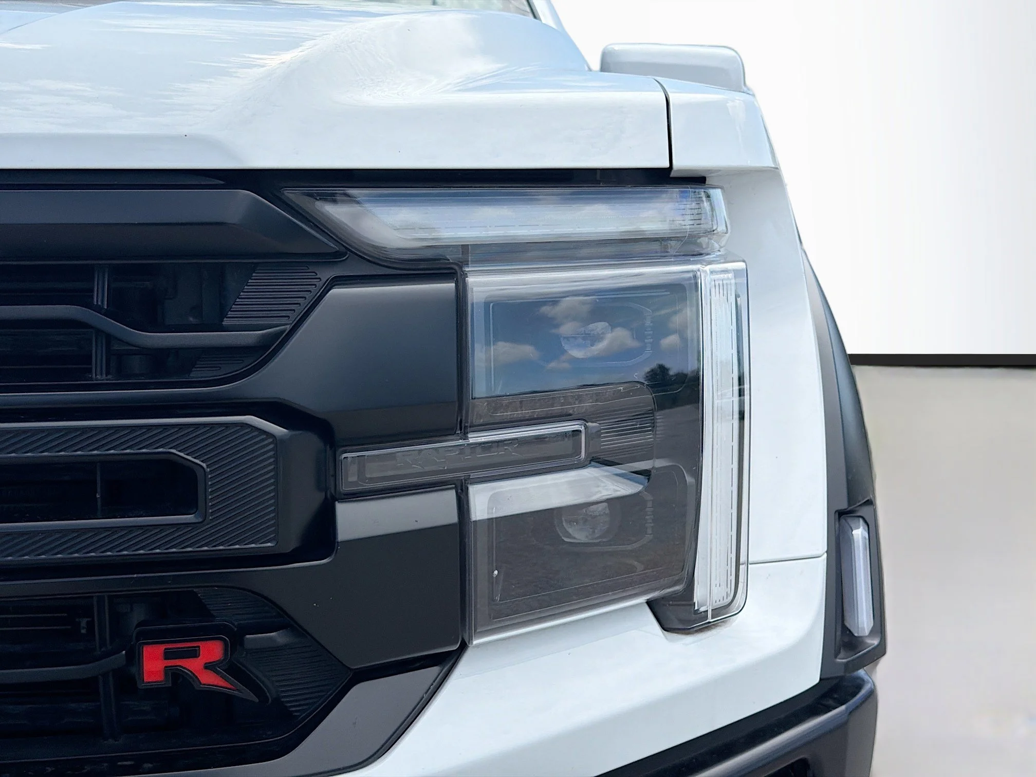 Used 2024 Oxford White Ford Raptor image 9