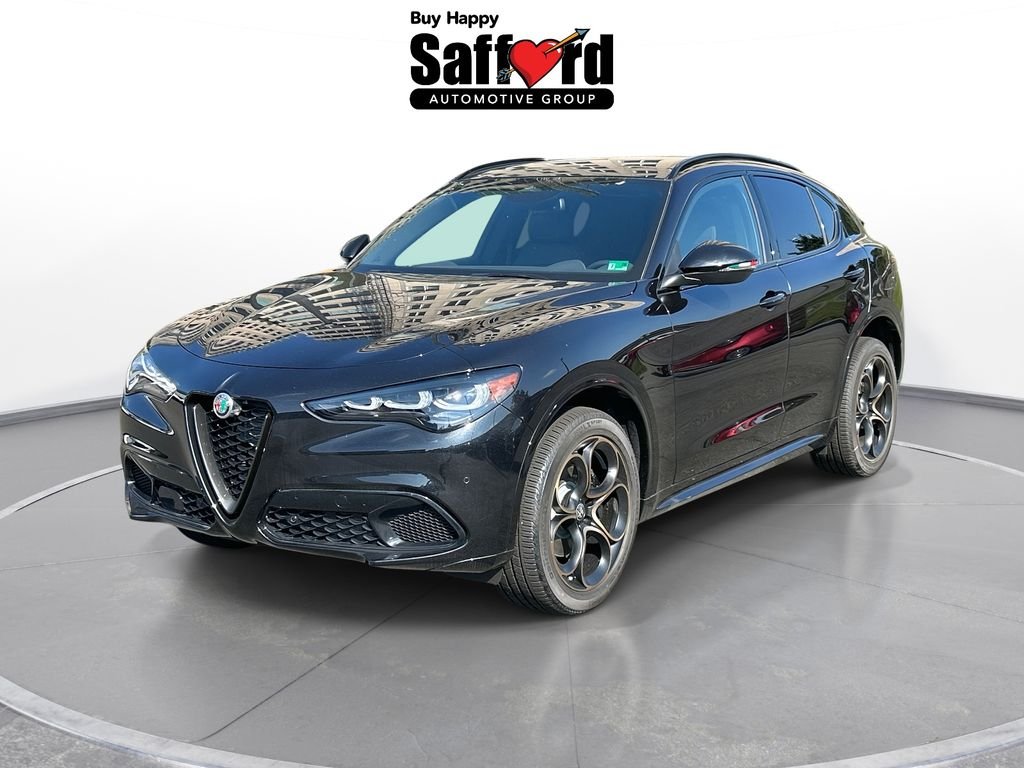 2025 Alfa Romeo Stelvio