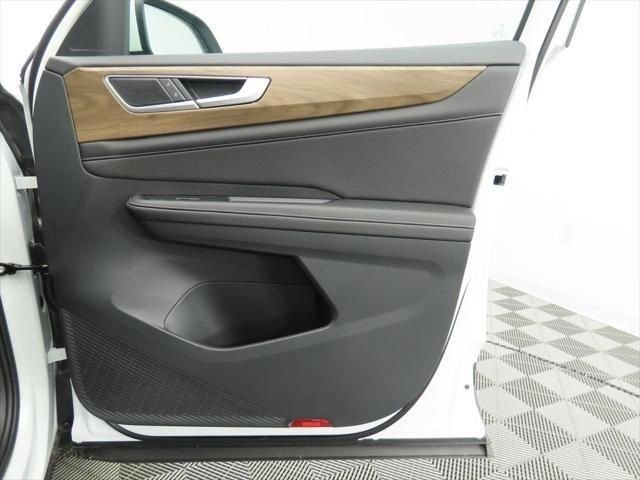 2026 Volkswagen Atlas SE w/Tech - Photo 25