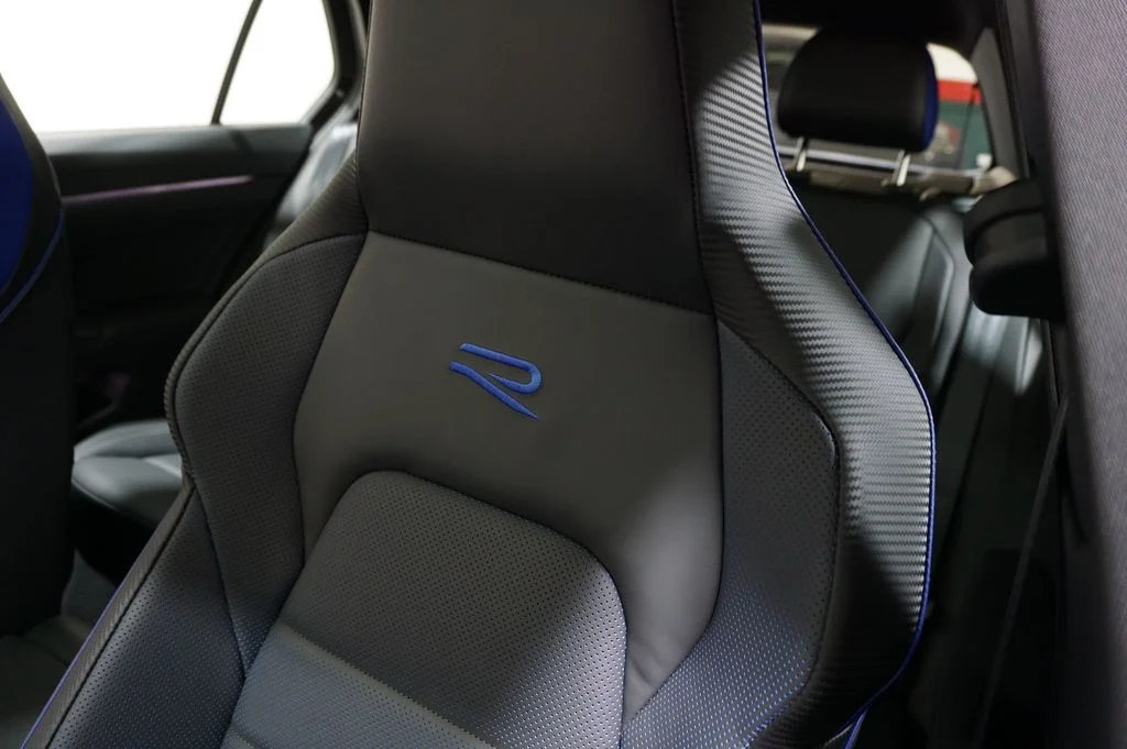 New 2026 Black Volkswagen 2.0T image 11