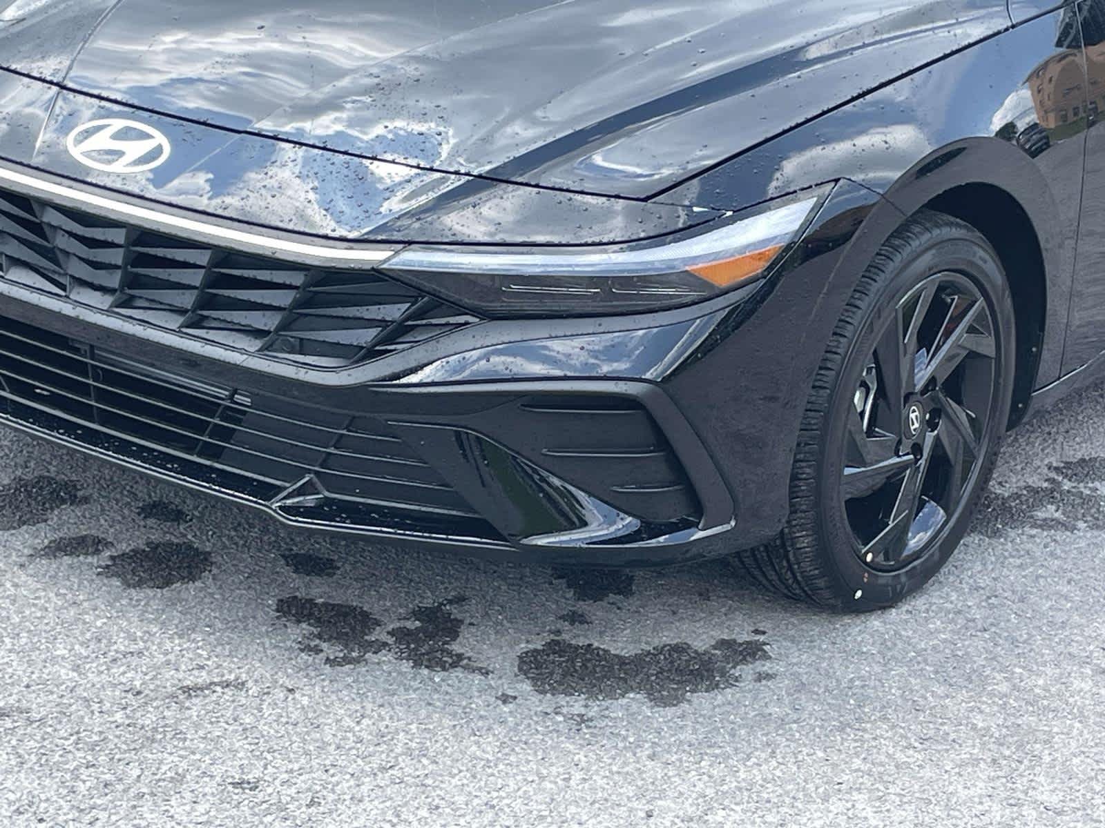 New 2026 Abyss Black Hyundai SEL Sport image 13