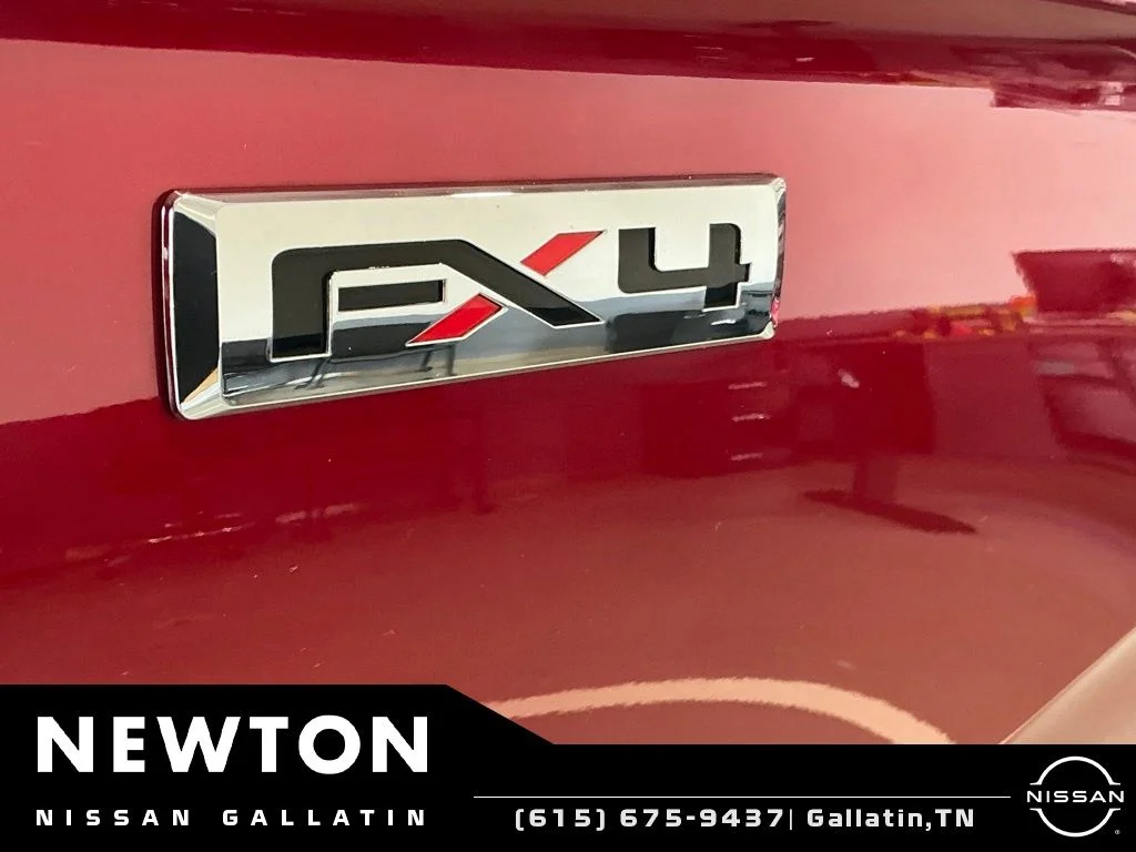 Used 2021 Rapid Red Metallic Tinted Clearcoat Ford XLT image 10