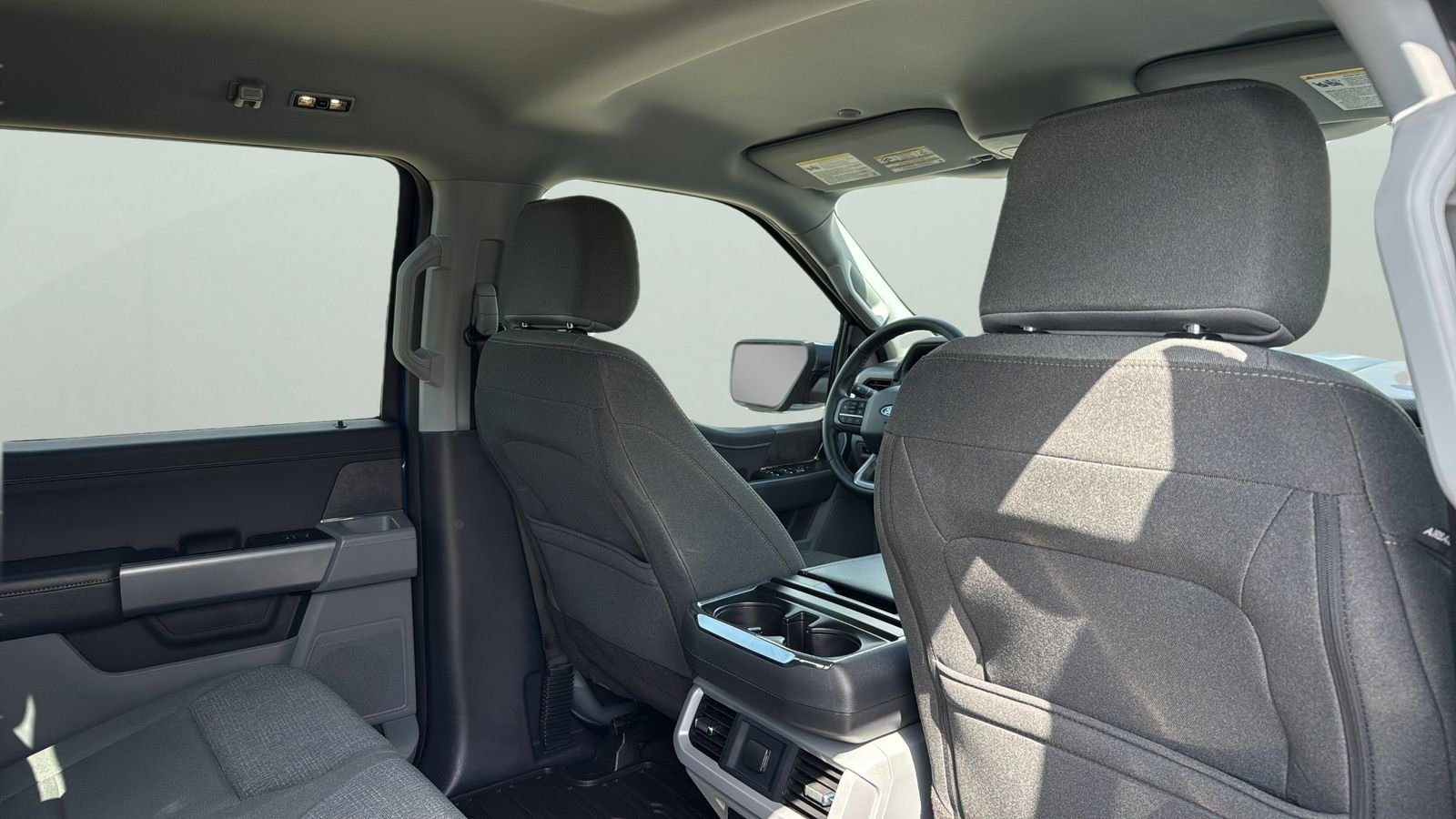 Used 2024 Blue Ford XLT image 28
