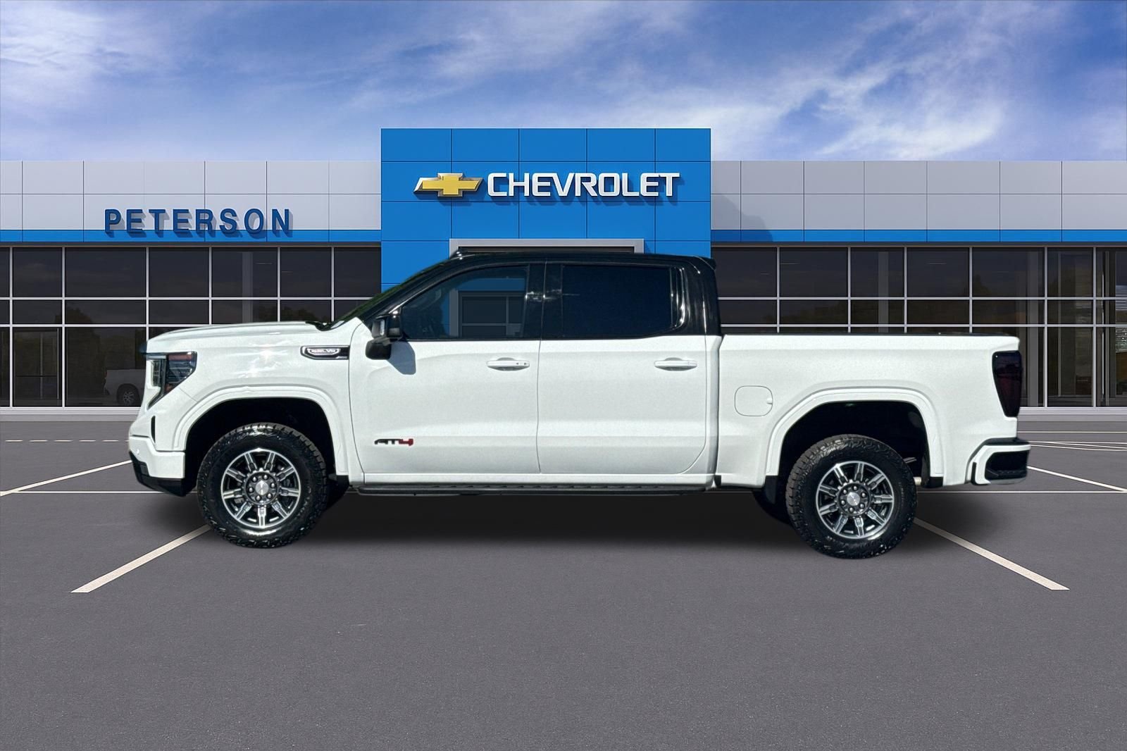 Used 2024 White GMC AT4 image 7