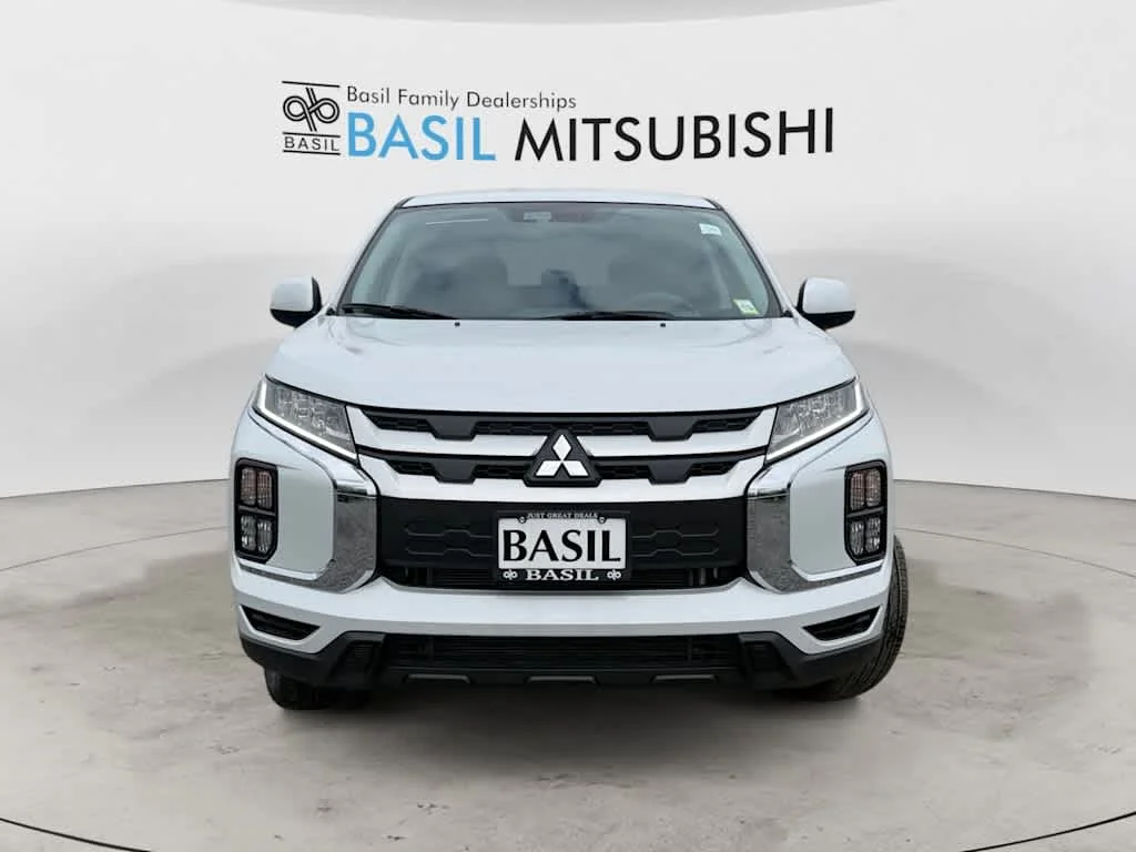 New 2026 White Diamond Mitsubishi ES image 7