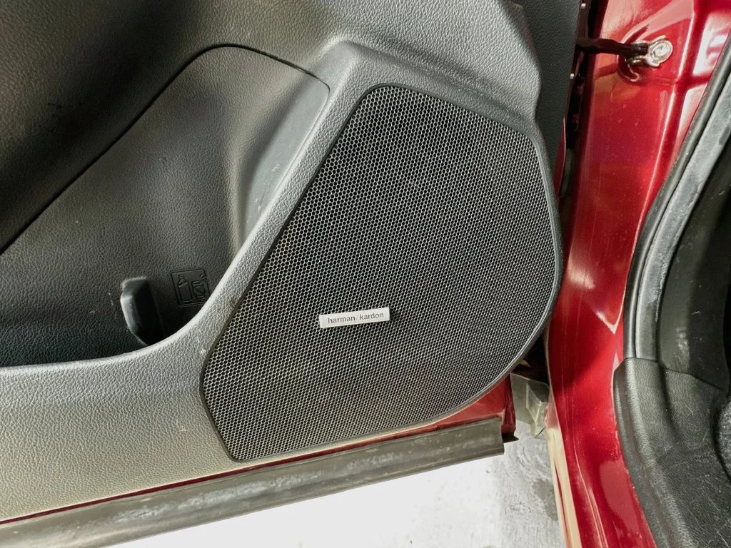 Used 2017 Venetian Red Pearl Subaru 2.5i Touring image 23