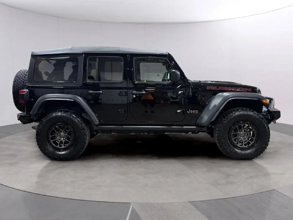 Used 2021 Black Jeep Unlimited Rubicon image 2