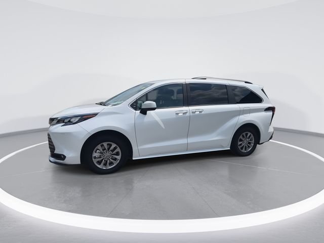 Used 2026 Beige Toyota XLE image 4