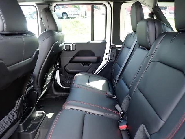 New 2027 White/off-white Jeep Rubicon image 13