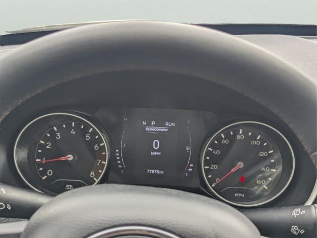 Used 2021 White Jeep Latitude image 18