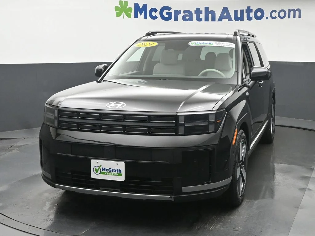 Used 2024 Black Hyundai Limited image 24