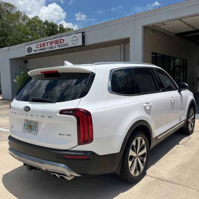 Used 2021 White Kia EX image 5