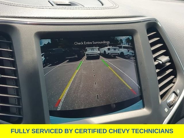 Used 2023 White Jeep Altitude image 33